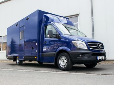 Maskenmobil von RKB auf einem Mercedes Benz Sprinter Fahrgestell