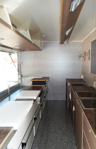 Fleischermobil von RKB: Innenansicht