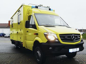 Einsatzleitwagen mit Mercedes-Fahrgestell